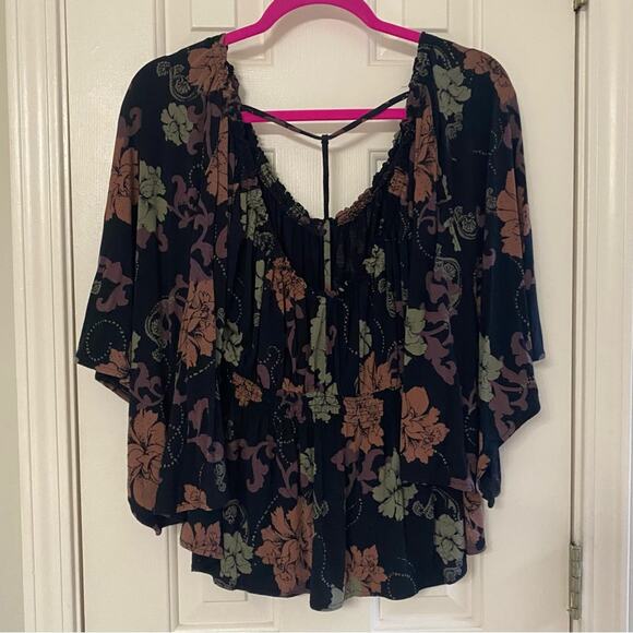 FREE PEOPLE • Glenslide Boho Floral Low Back Bell Sleeve Peasant Top - Picture 7 of 8